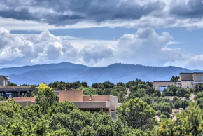 Stunning Santa Fe SW-Style Getaway with Indoor Pool!